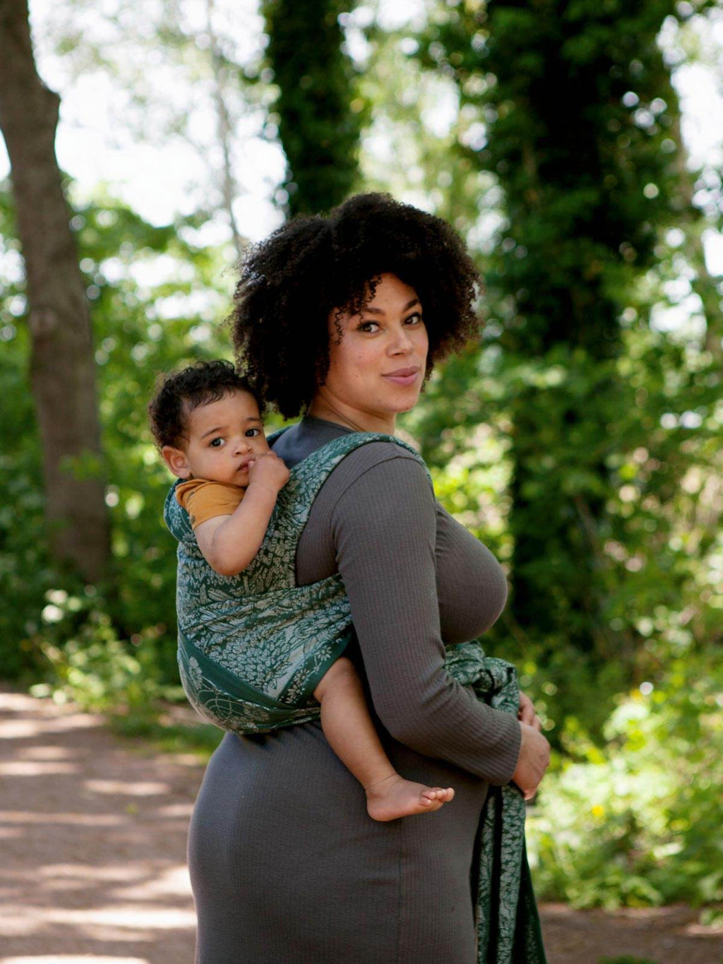 Can Baby Carriers Cause Back Pain? - Oscha Slings