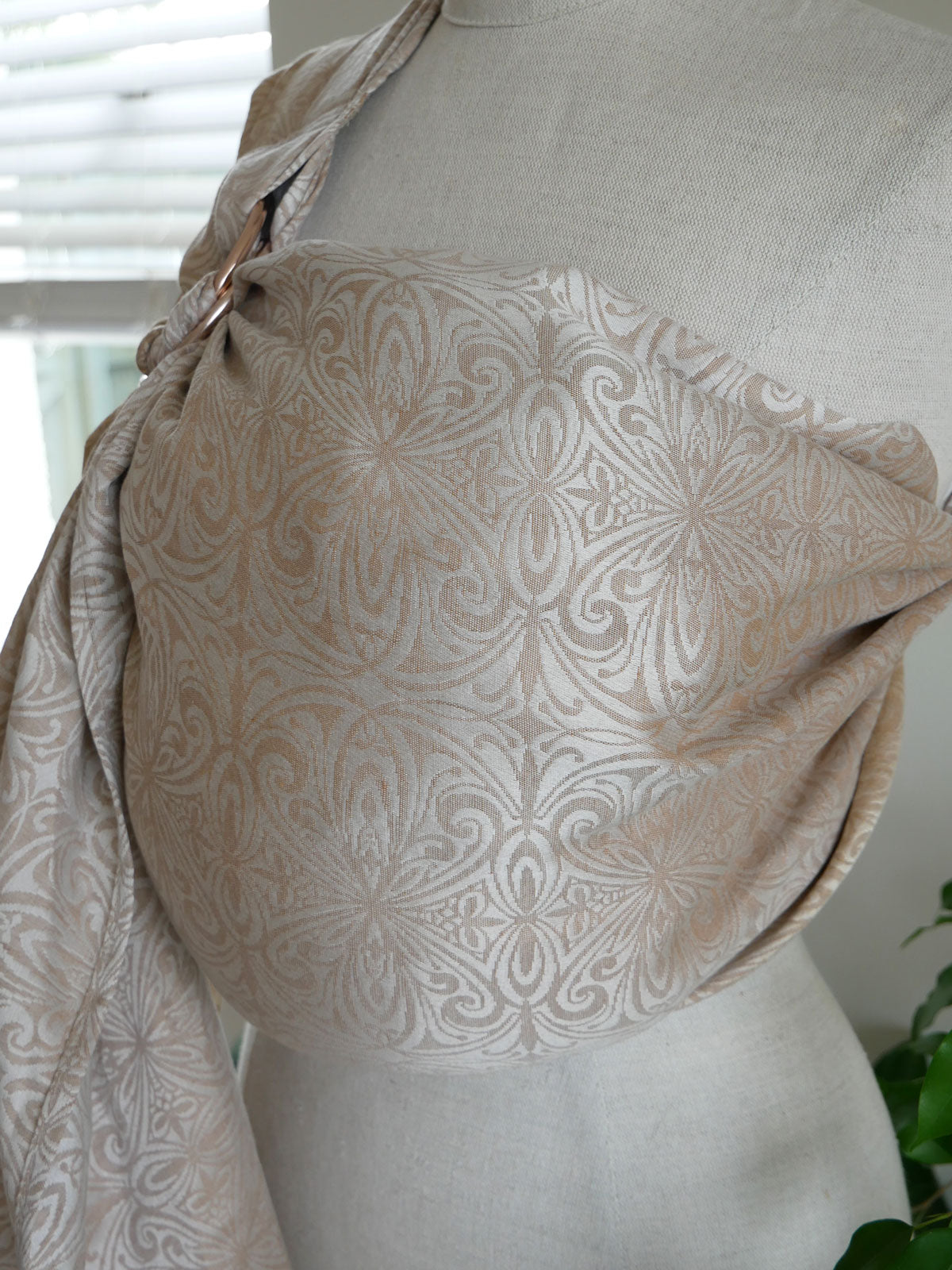Anais Metallia Ring Sling