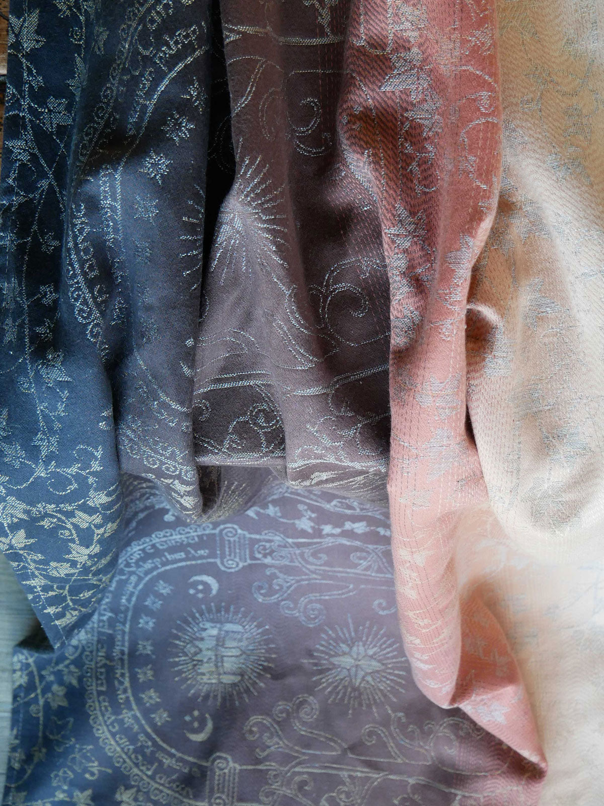Doors of Durin Sandstone Baby Wrap