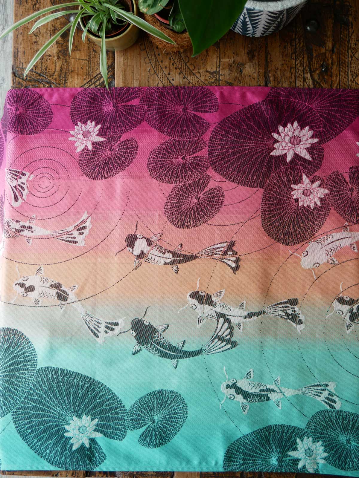 Koi Macaron Ring Sling