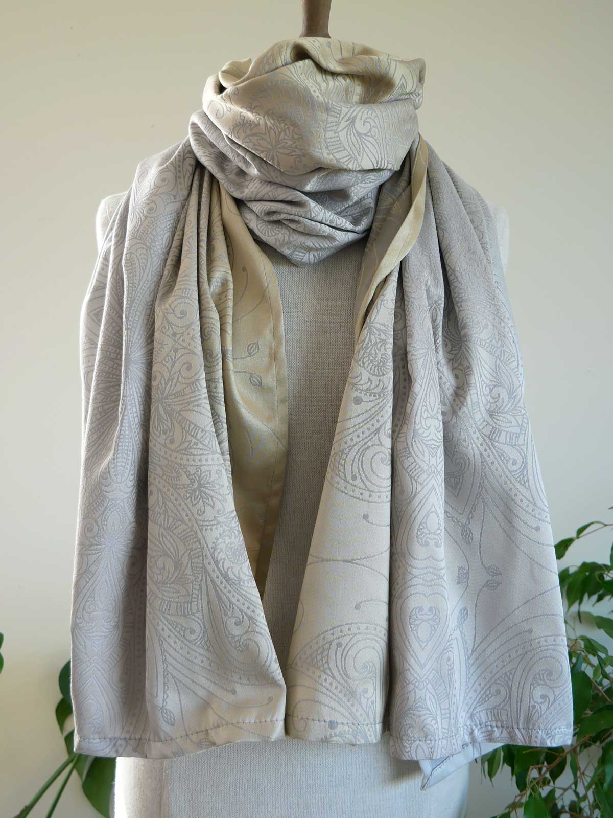 Lilika Diana Scarf