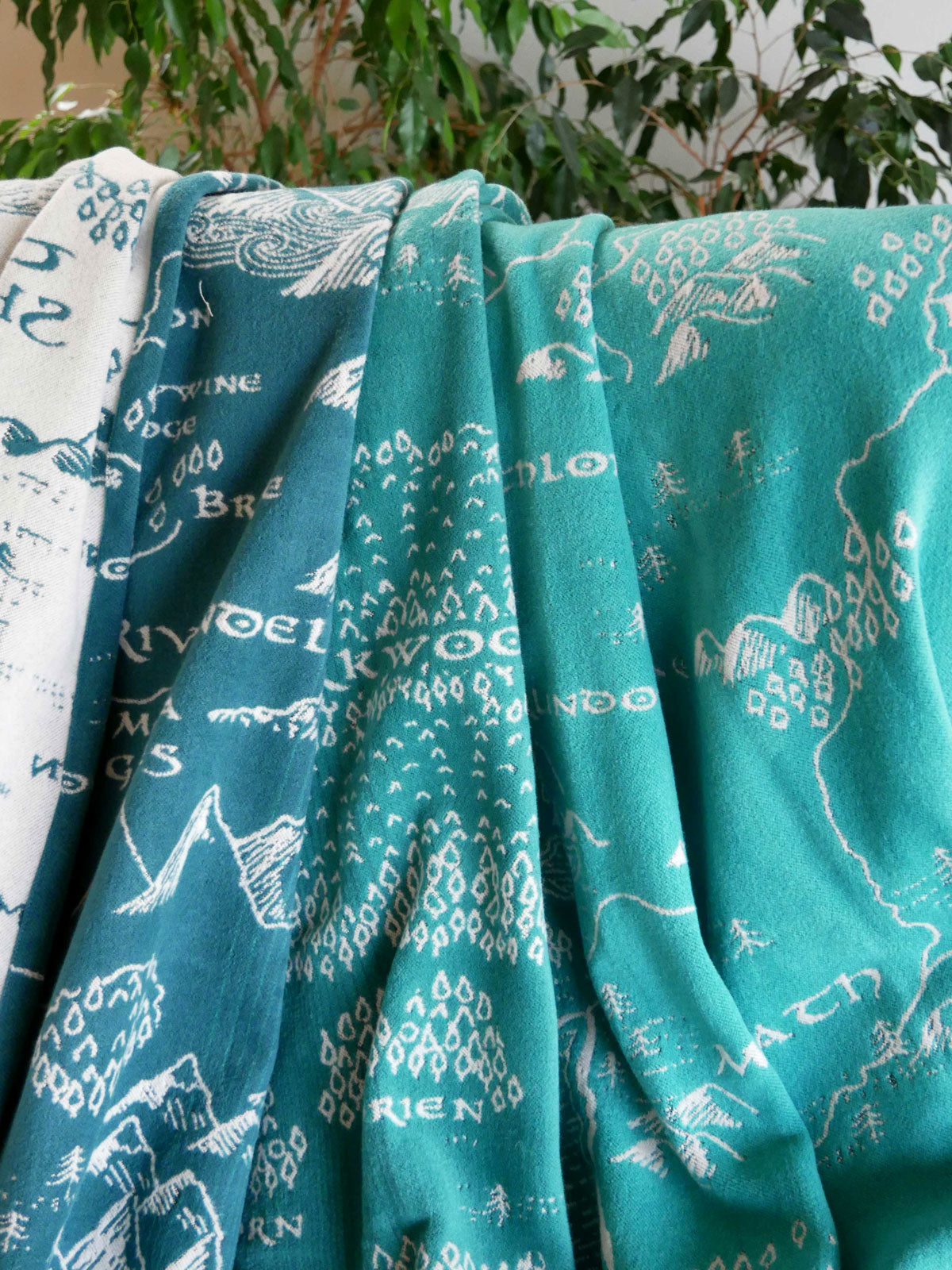 Realm of Middle-earth Moonlit Brushed Cotton Throw