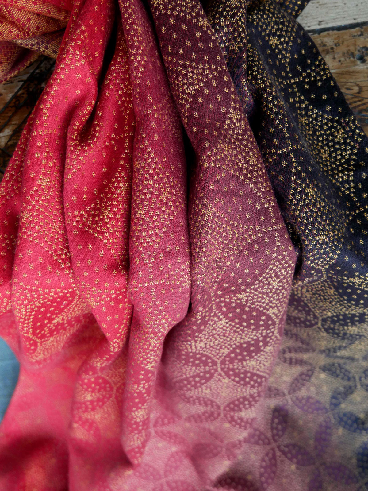 Starry Night Riches Ring Sling