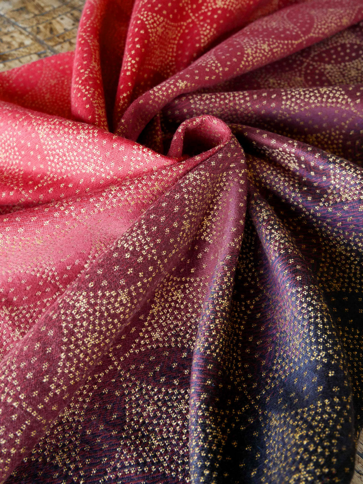 Starry Night Riches Ring Sling