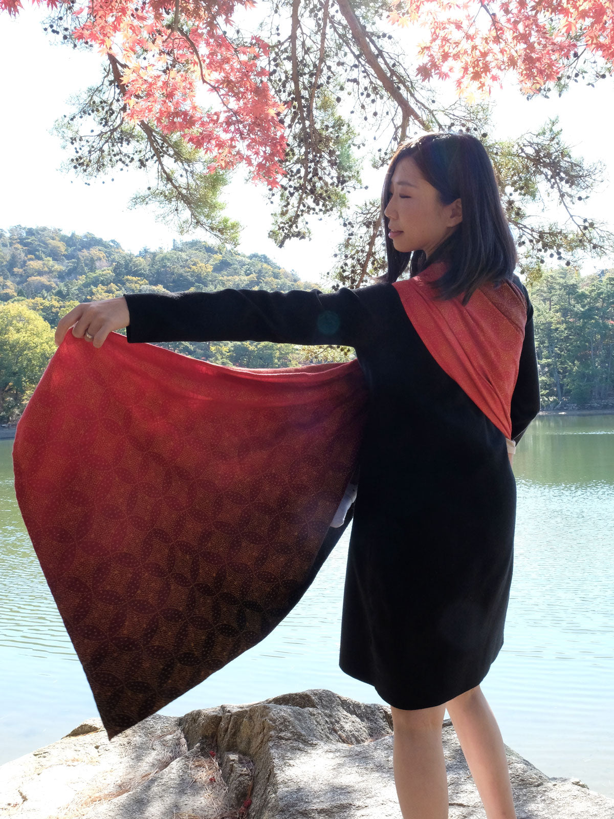 Starry Night Riches Ring Sling