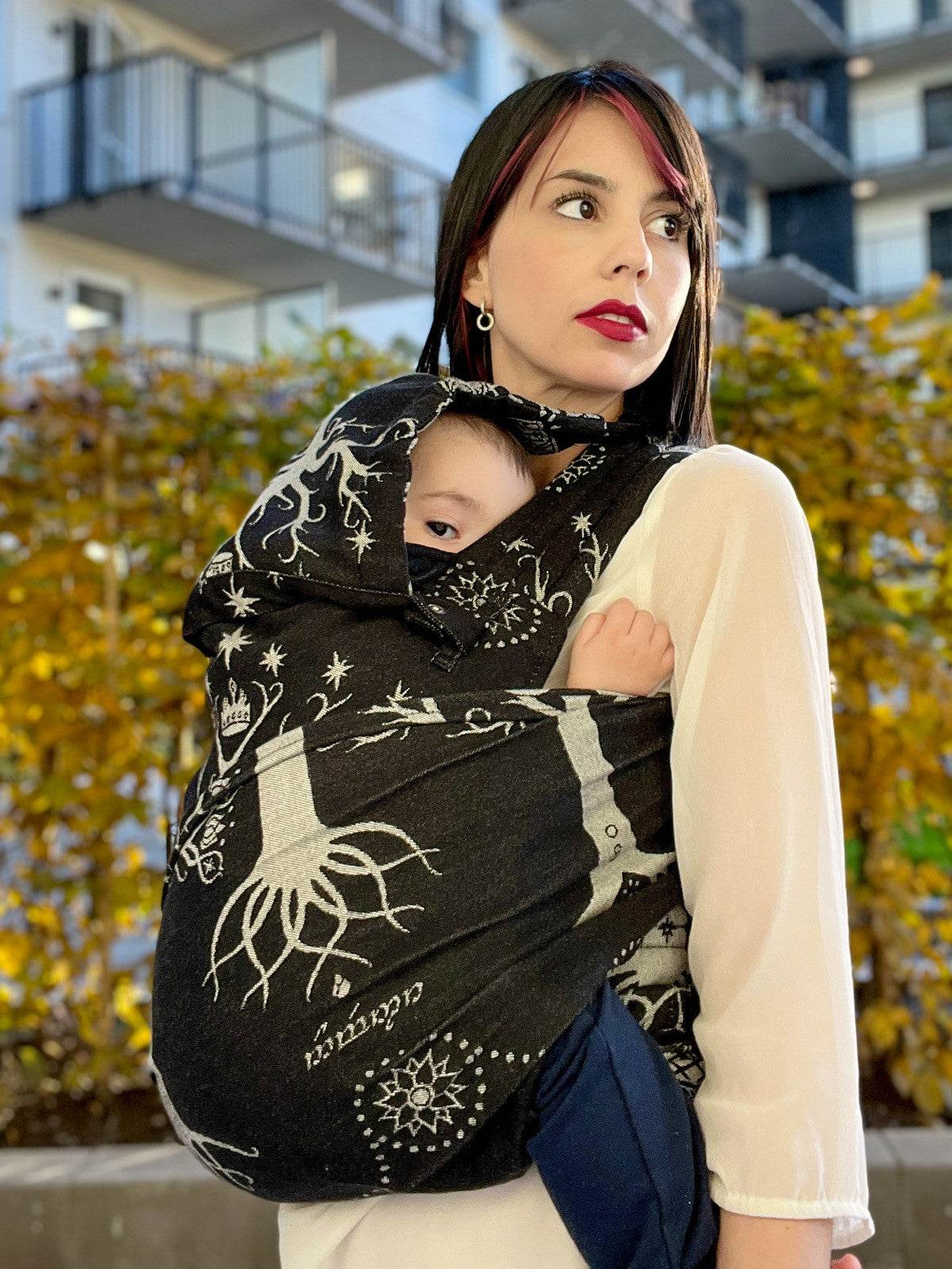 Ancients of Gondor Ithildin Cairis Baby Carrier - Oscha Slings