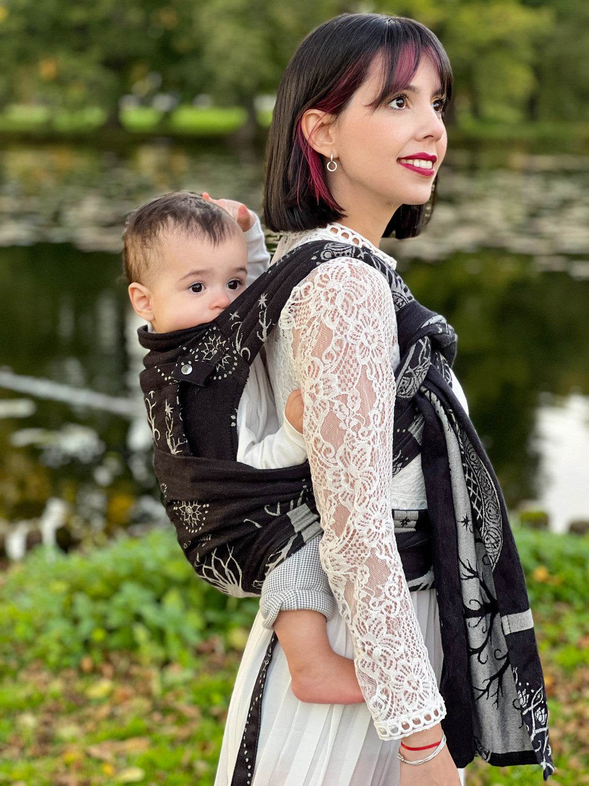 Ancients of Gondor Ithildin Cairis Baby Carrier - Oscha Slings