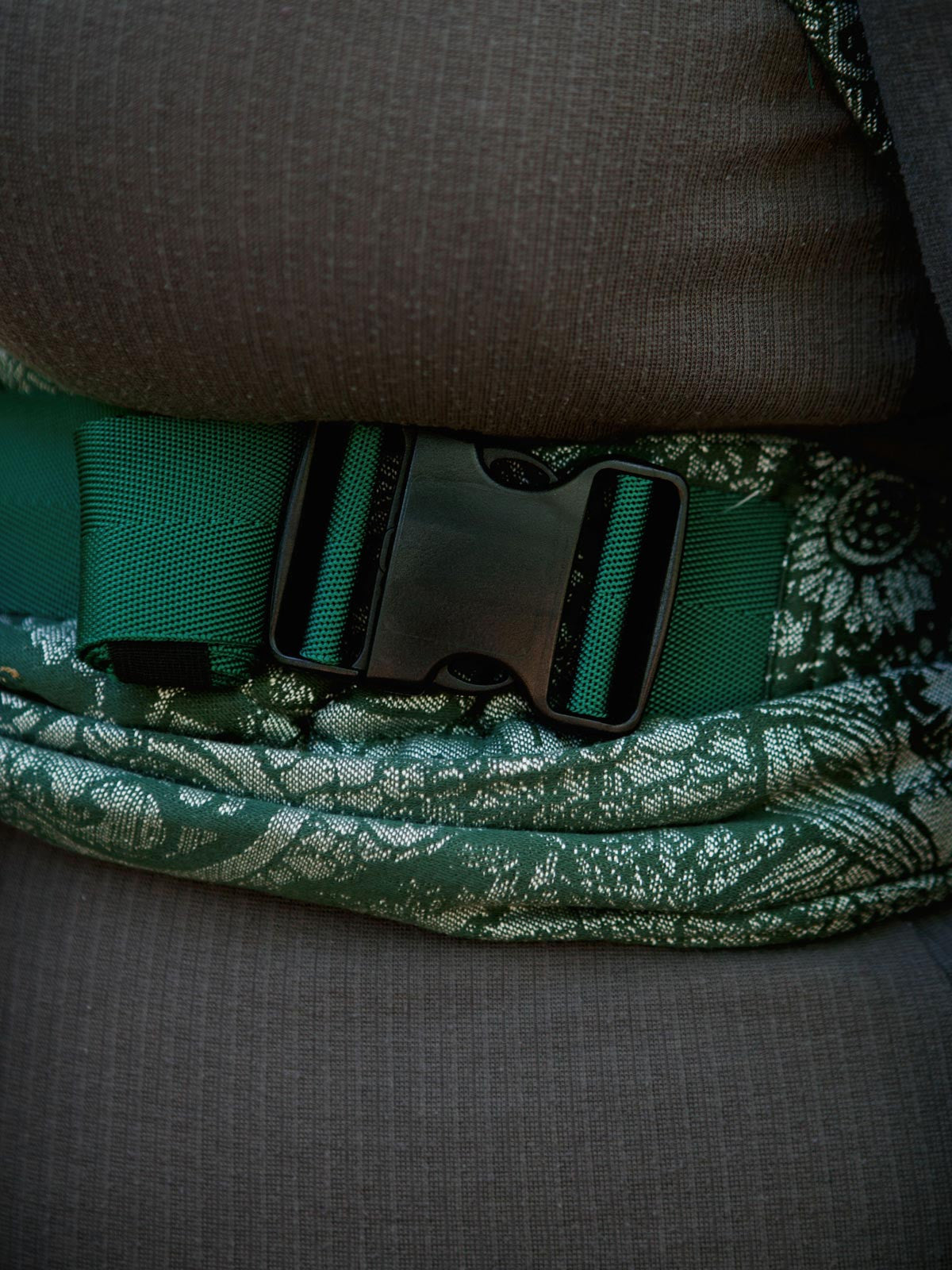 Shire Westfarthing Cairis Baby Carrier