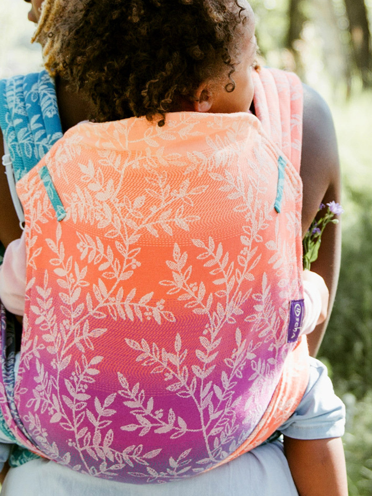 Willow Esprit Cairis with Ice Cotton Baby Cairis Carrier