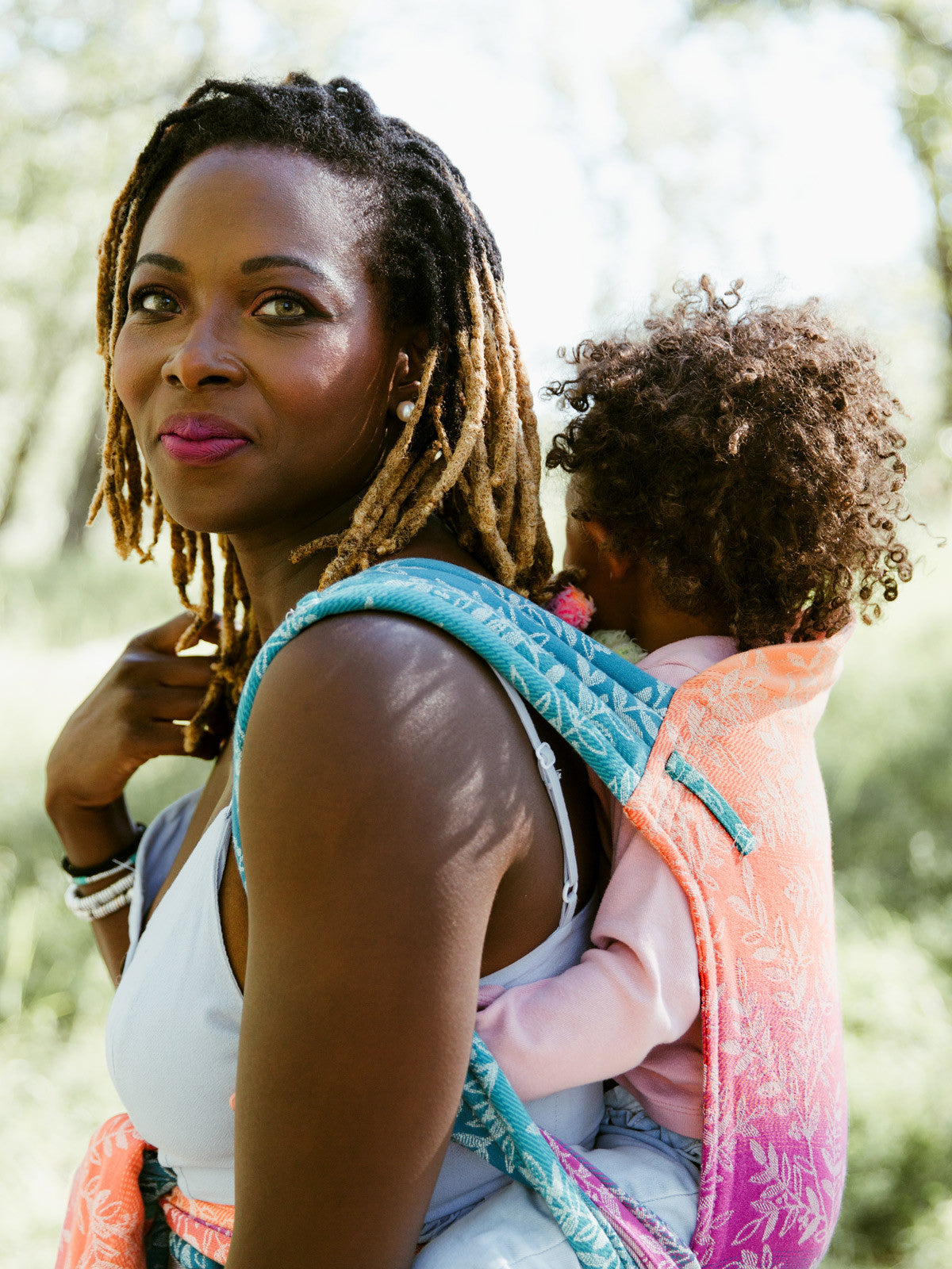 Willow Esprit Cairis with Ice Cotton Baby Cairis Carrier