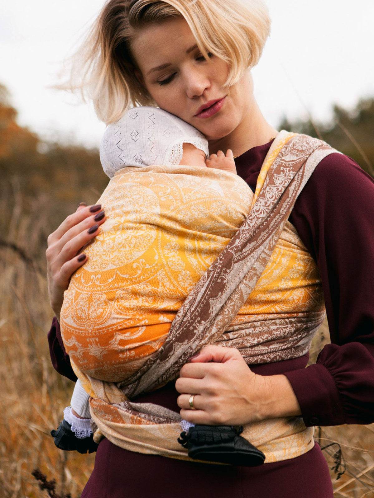 7 Reasons Why Babies Need Cuddles - Oscha Slings