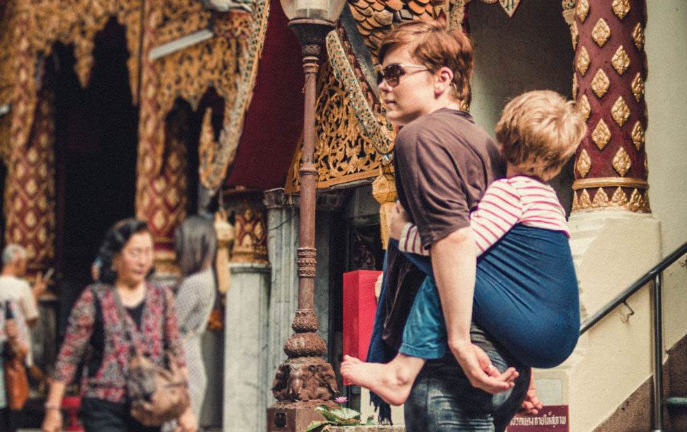 Traveling with Kids: The Many Uses of a Ceo Scarf - Oscha Slings