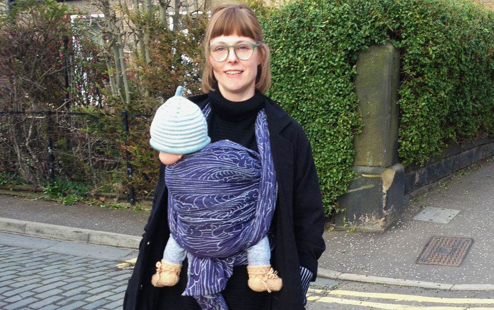 Customer Stories: Learning to Use a Baby Wrap - Oscha Slings
