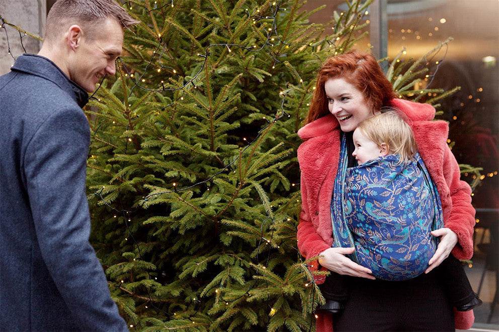 6 Reasons to Babywear this Christmas - Oscha Slings