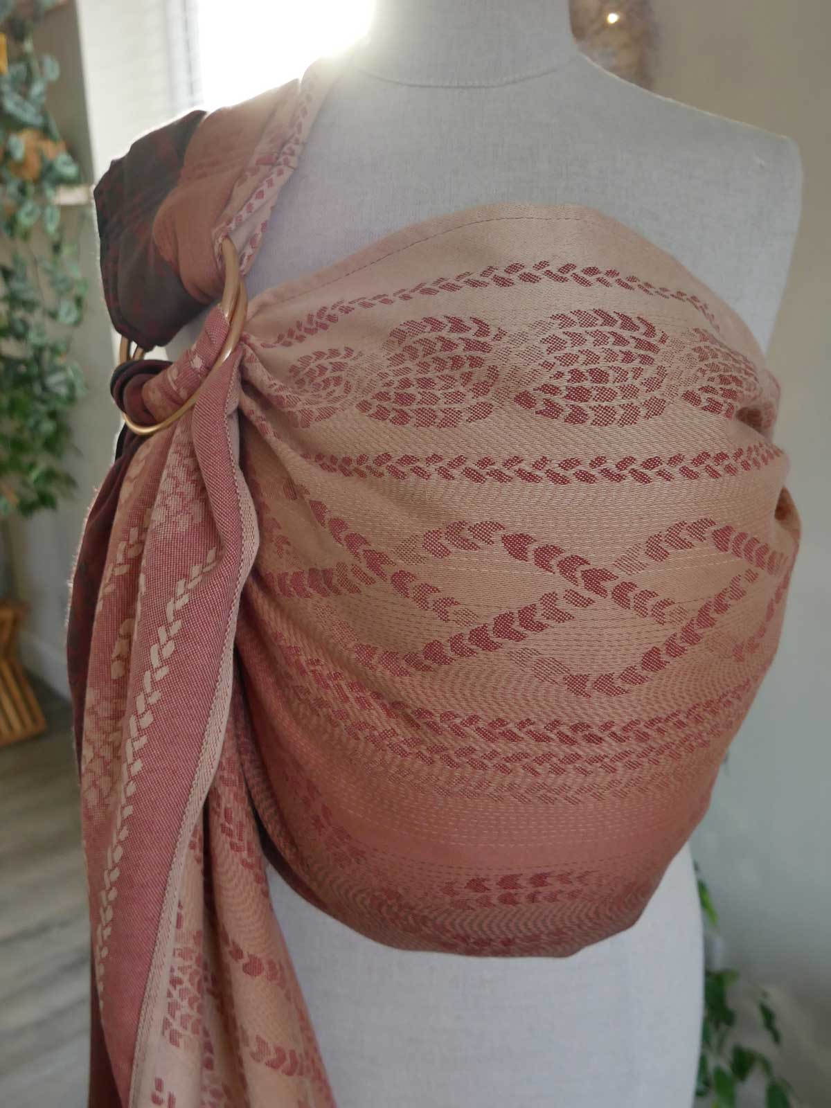 Aran Snug Ring Sling