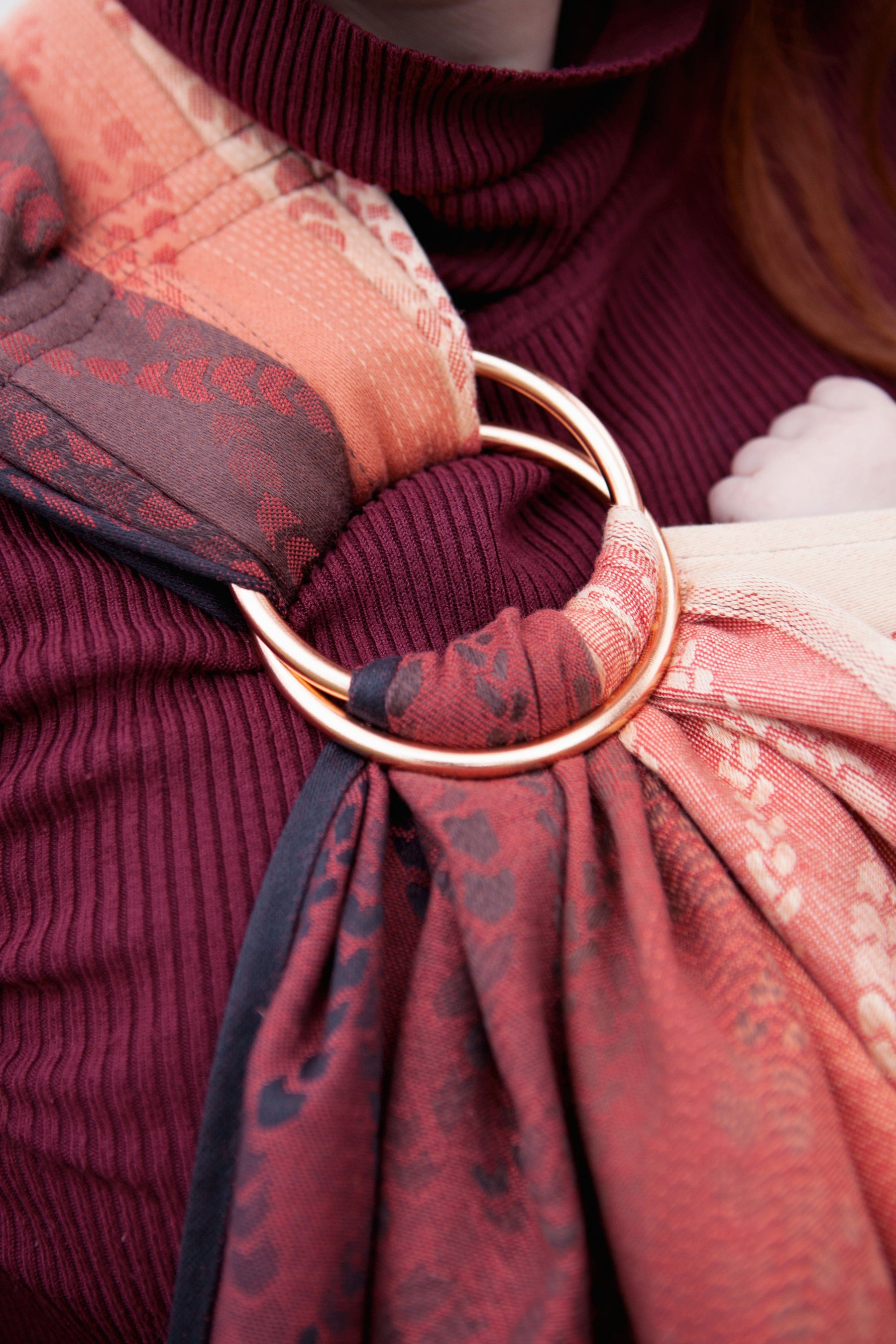 Aran Snug Ring Sling