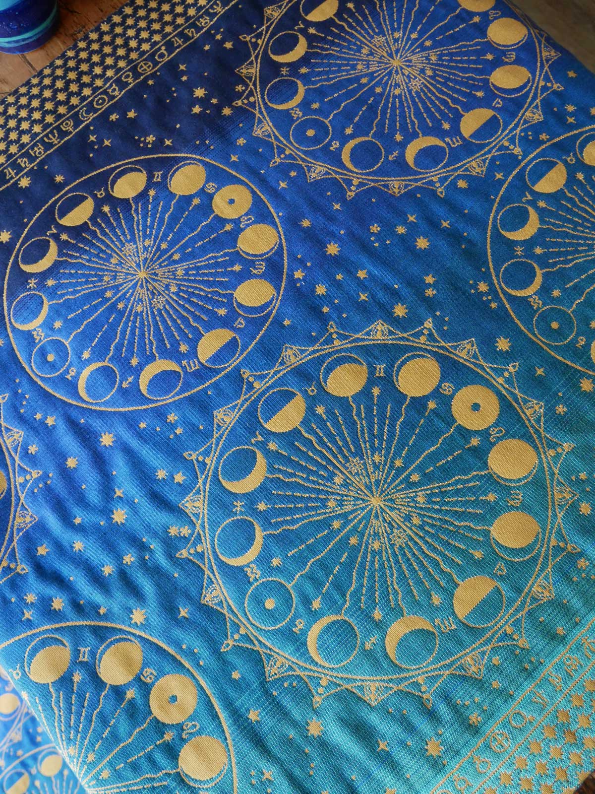 Augmenta Lunae Lineate Shawl