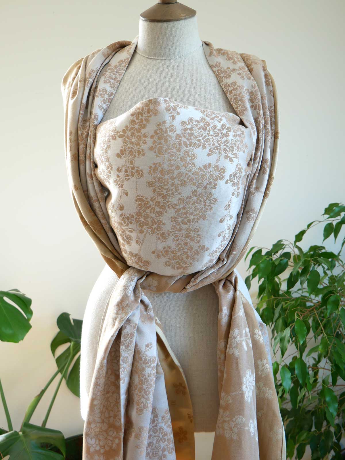 Blossom Bronzo Baby Wrap