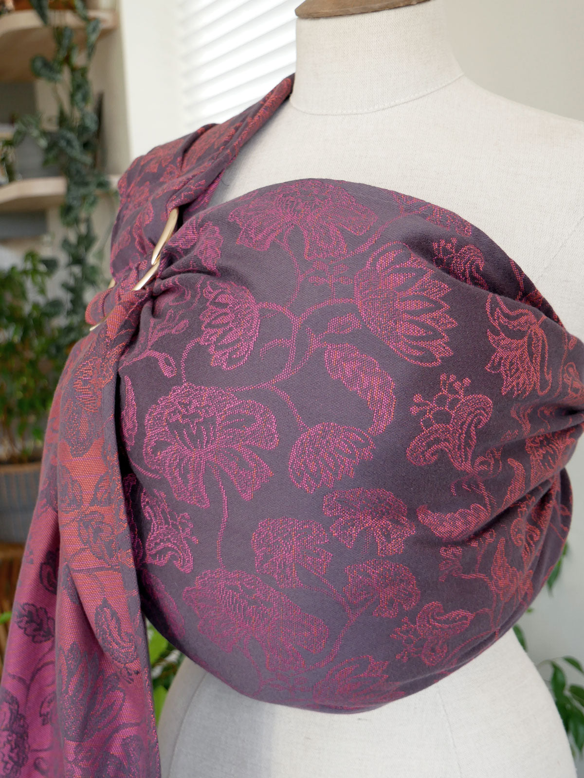 Dahlia Your Praises for Ever Shall Speak Ring Sling
