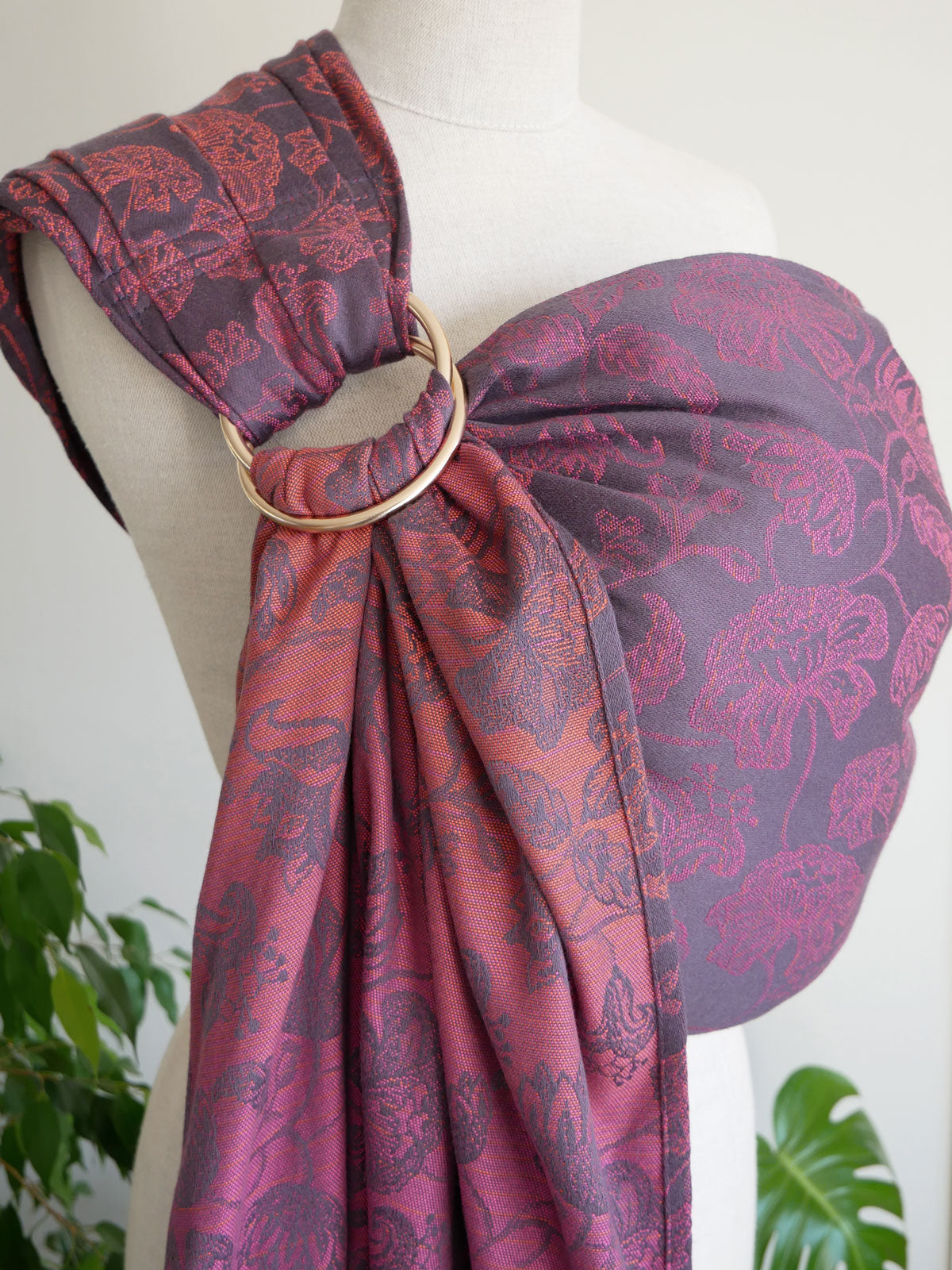 Dahlia Your Praises for Ever Shall Speak Ring Sling