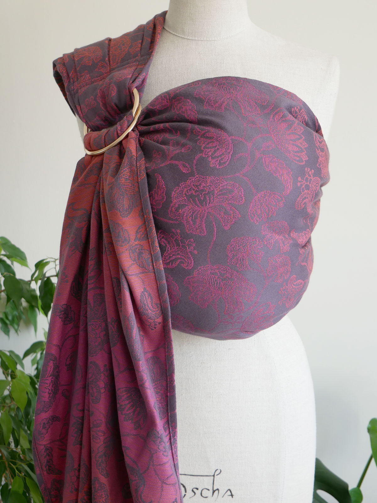 Dahlia Your Praises for Ever Shall Speak Ring Sling