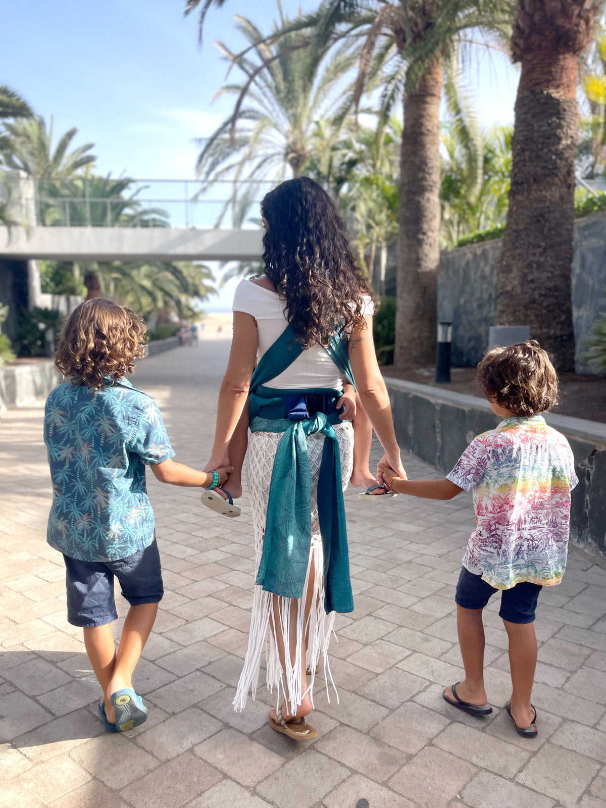 Fronds Glade with Seacell Cairis Baby Carrier