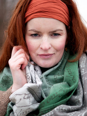 Legend of Frodo Stoic Shawl