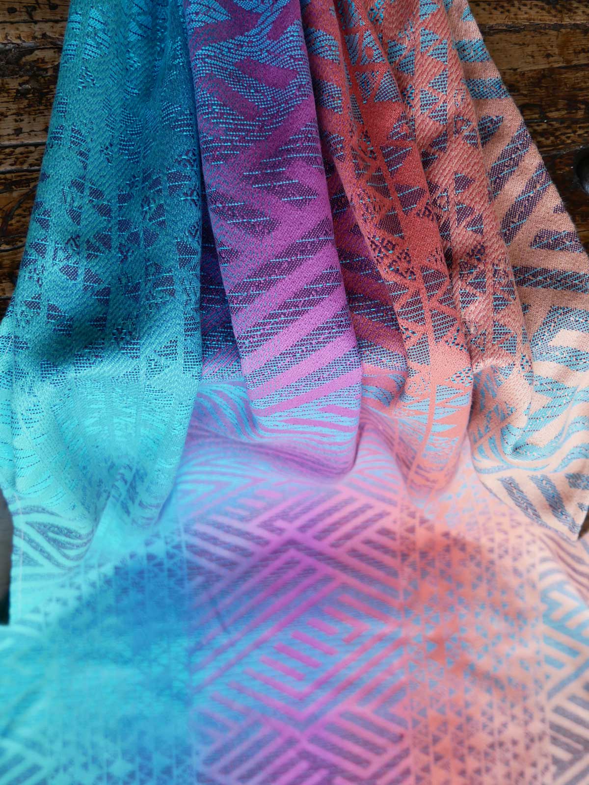 Leon Helix Baby Wrap