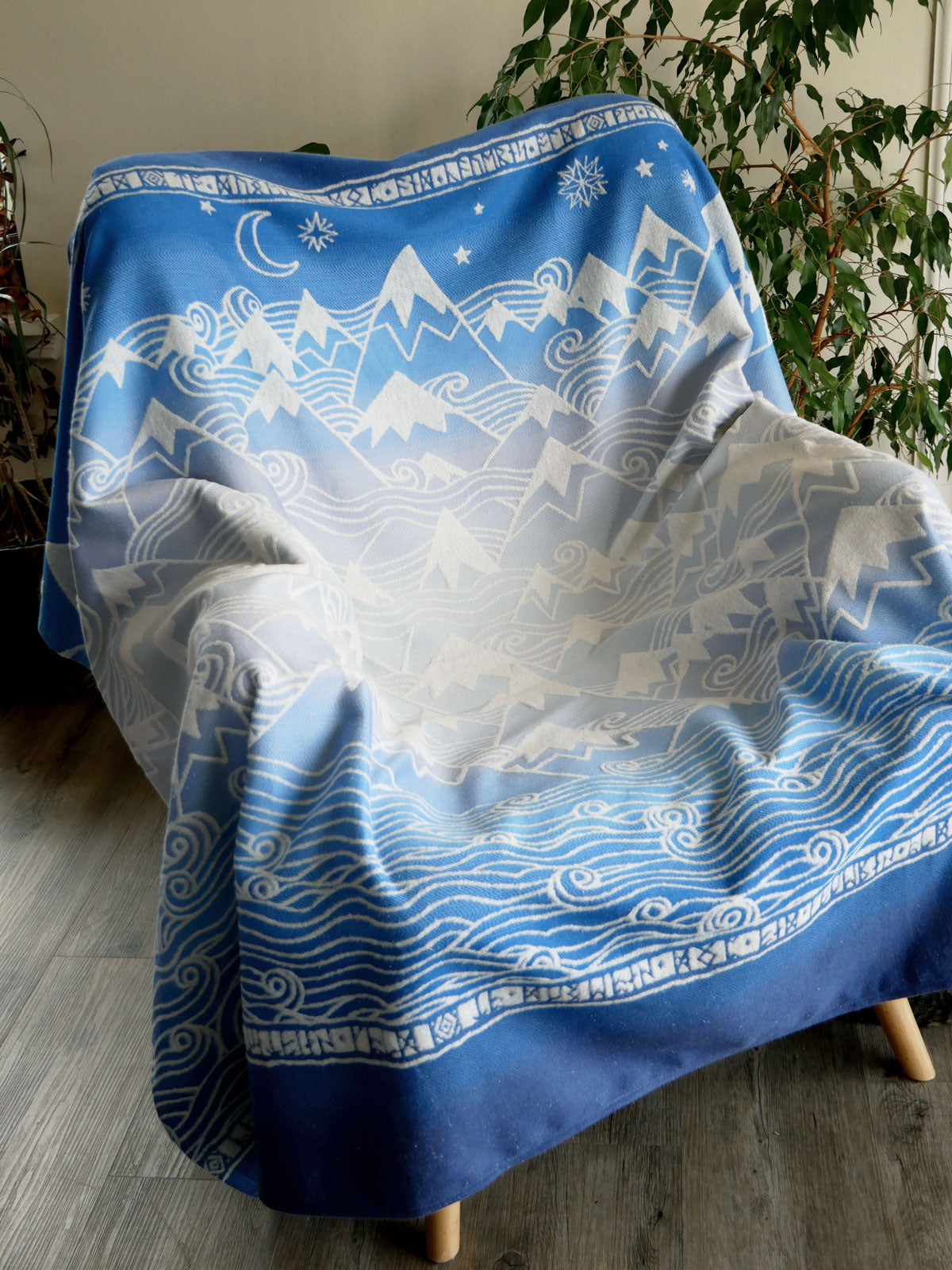 Misty Mountains Aduial Brushed Cotton Blanket