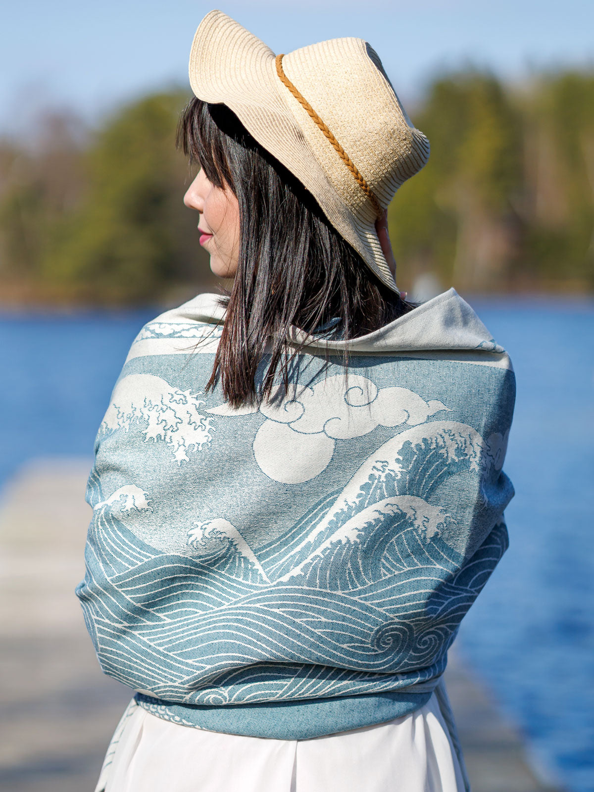 Okinami Kaio Shawl