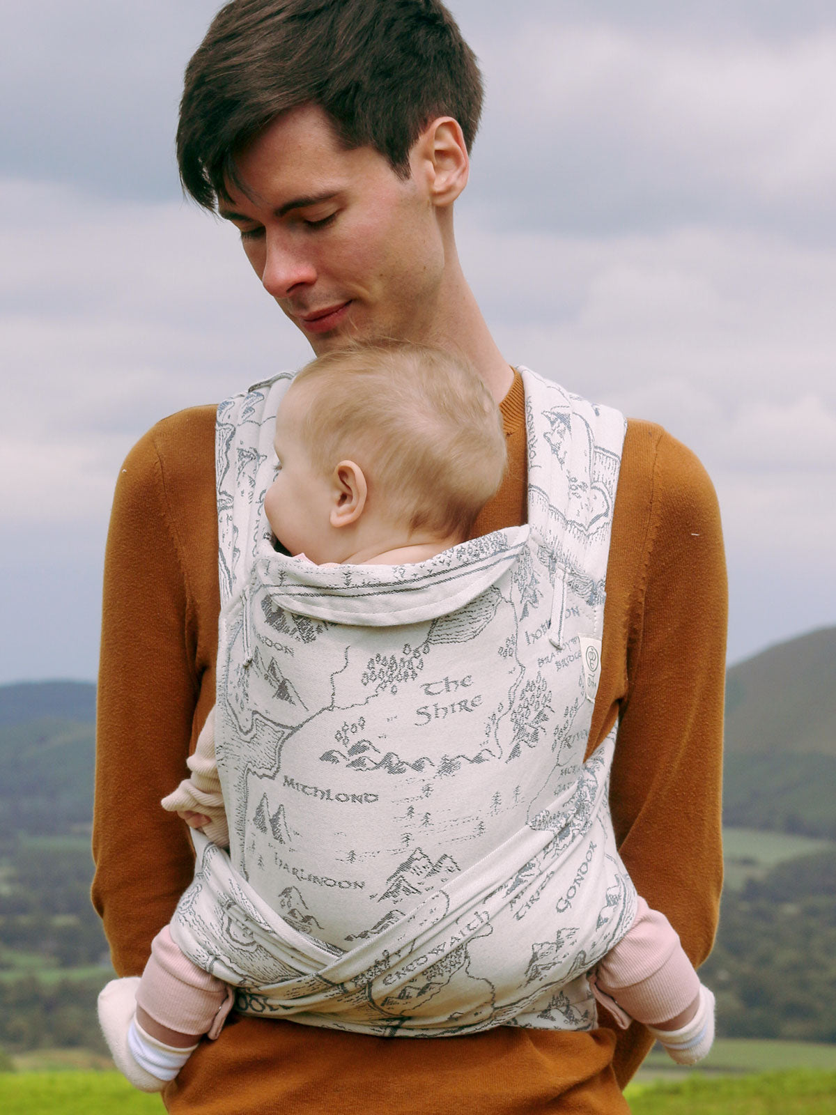 Realm of Middle-earth Ink Cairis Baby Carrier