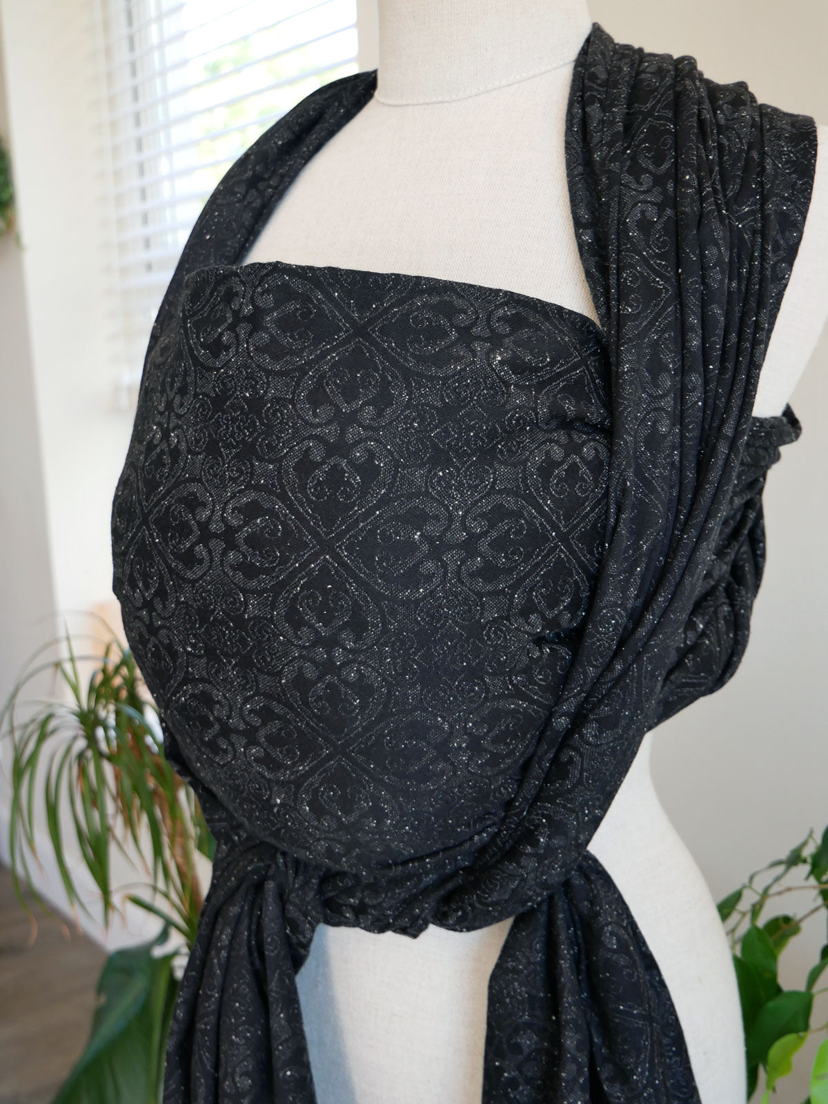 Victoriana Darkest Night Baby Wrap