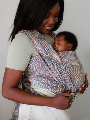 Zorro Fades Baby Wrap (Woven Second) [Grade 2]