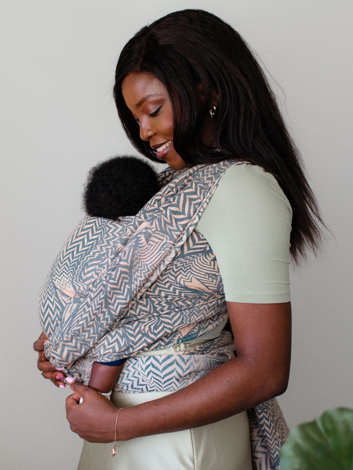 Zorro Fades Baby Wrap (Woven Second) [Grade 2]