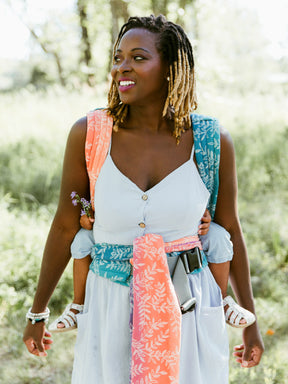 Willow Esprit Cairis with Ice Cotton Baby Cairis Carrier